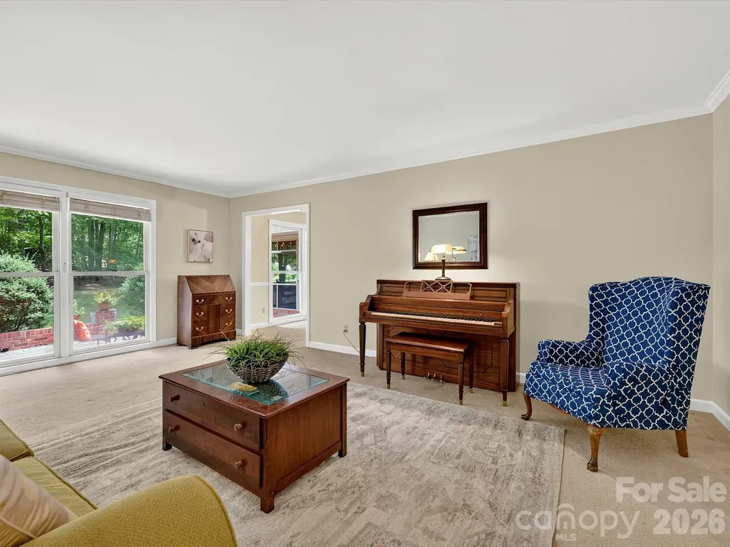 2542 Little Cove Road Charlotte NC 28270