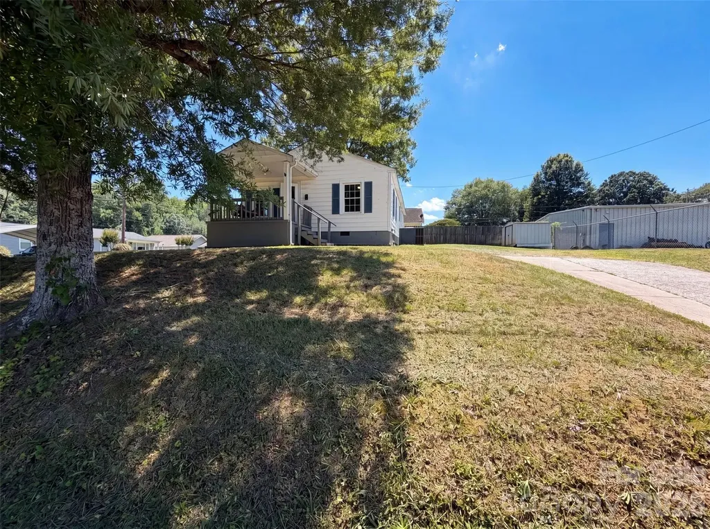 123 E Farmview Street Gastonia NC 28054