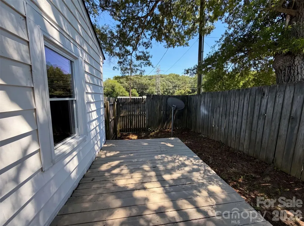 123 E Farmview Street Gastonia NC 28054