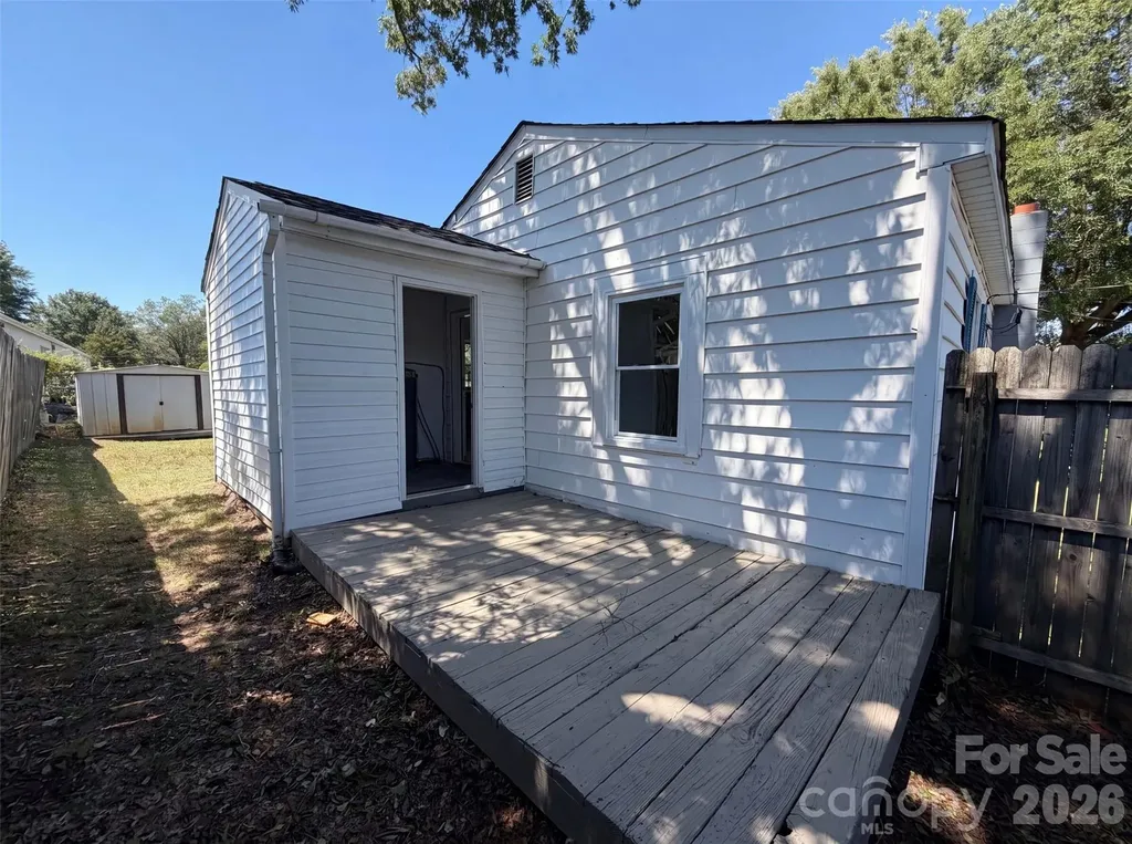 123 E Farmview Street Gastonia NC 28054