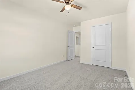 1414 5th Street Drive NE Hickory NC 28601