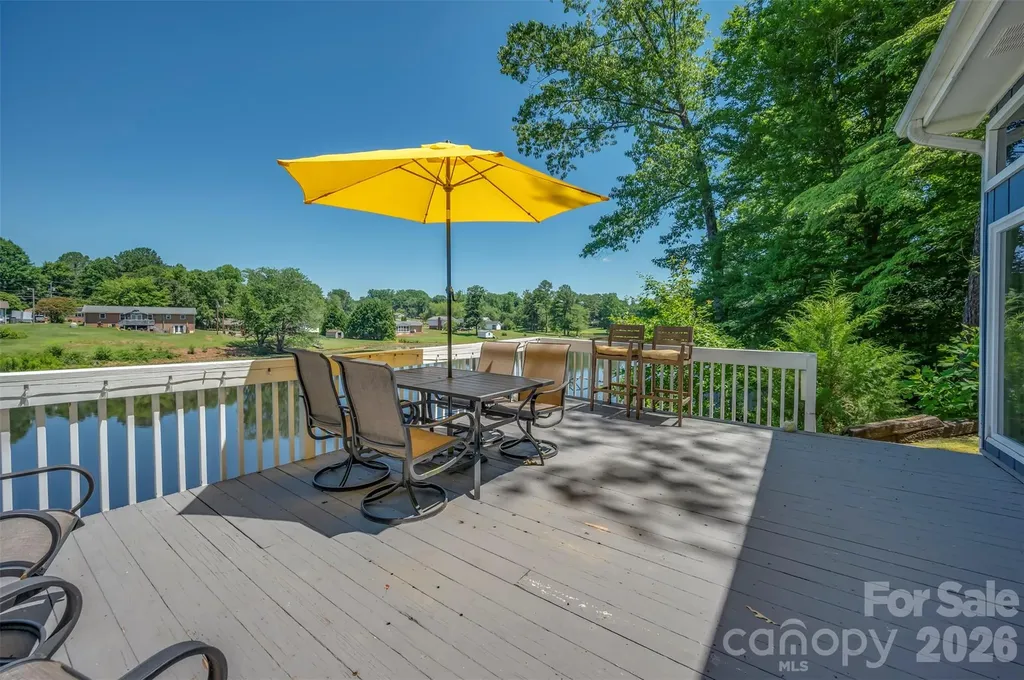 377 Kingswood Drive Forest City NC 28043