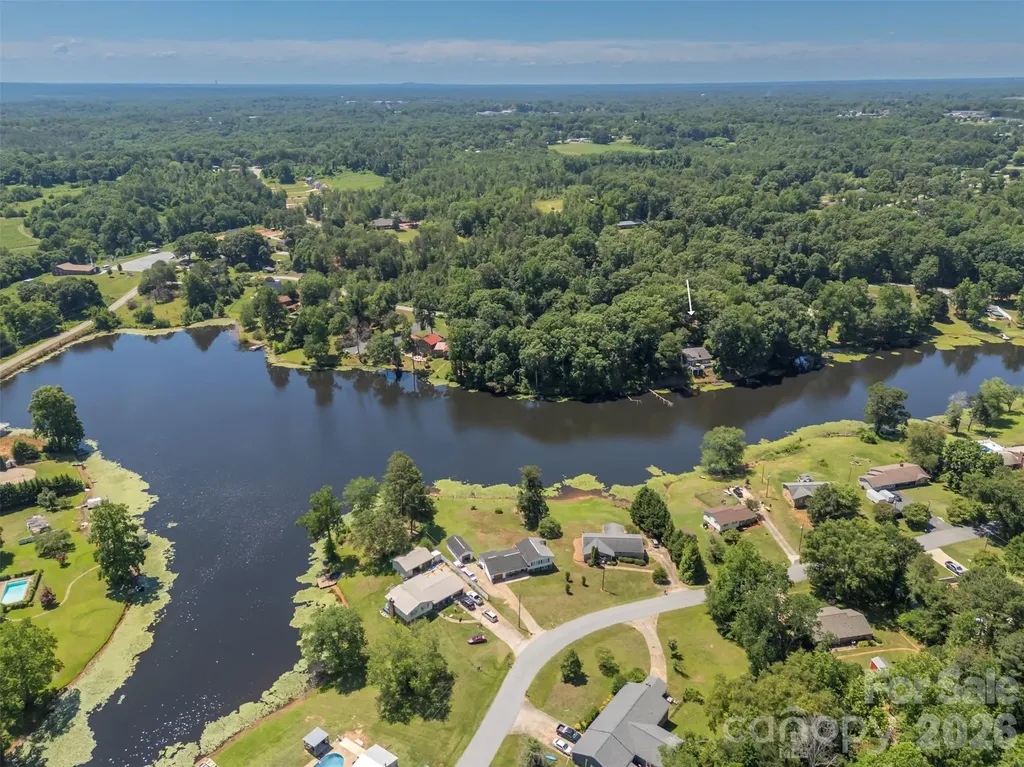 377 Kingswood Drive Forest City NC 28043