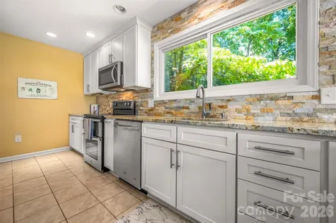 377 Kingswood Drive Forest City NC 28043