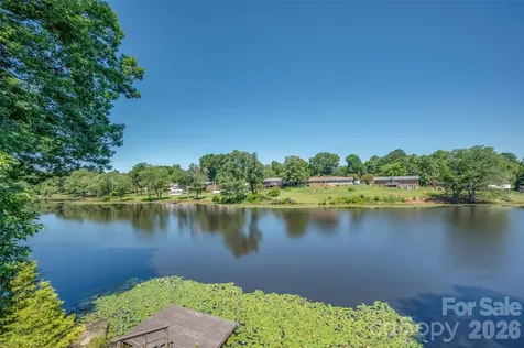 377 Kingswood Drive Forest City NC 28043