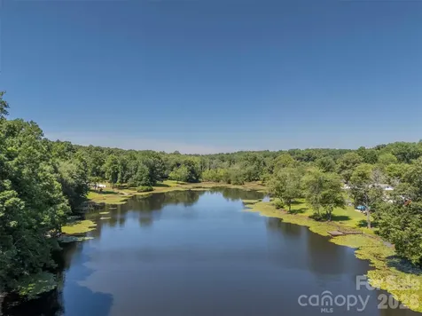377 Kingswood Drive Forest City NC 28043