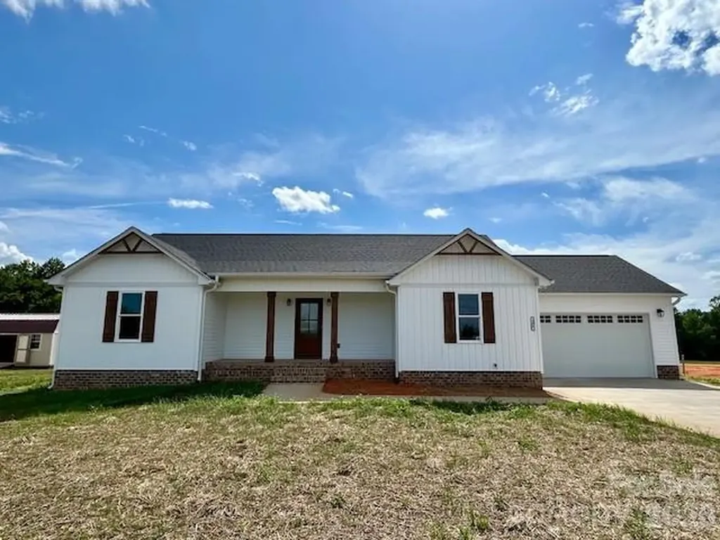 295 Northbrook Iii School Road Vale NC 28168