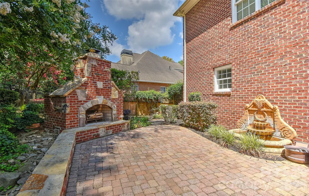 5403 Stallworth Drive Charlotte NC 28226