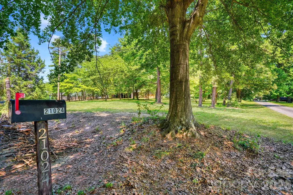 21024 Norman Shores Drive Cornelius NC 28031
