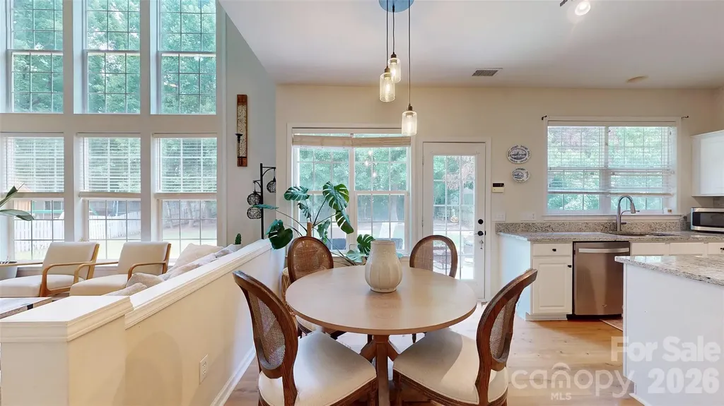 3543 Manor House Drive Charlotte NC 28270