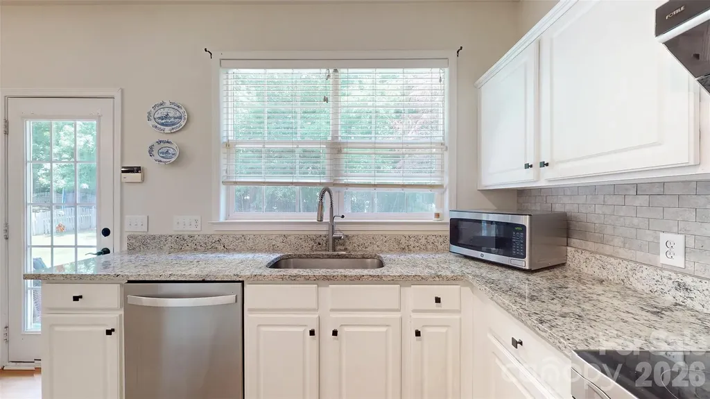 3543 Manor House Drive Charlotte NC 28270