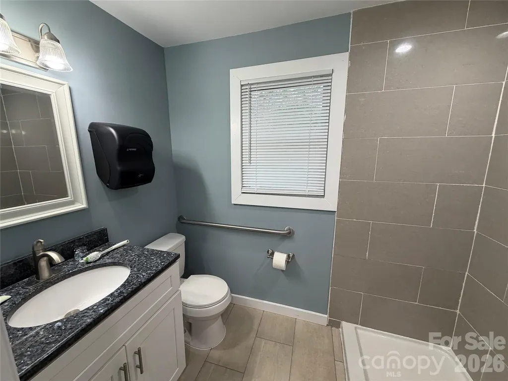 55 S Hildebran Avenue Newton NC 28658