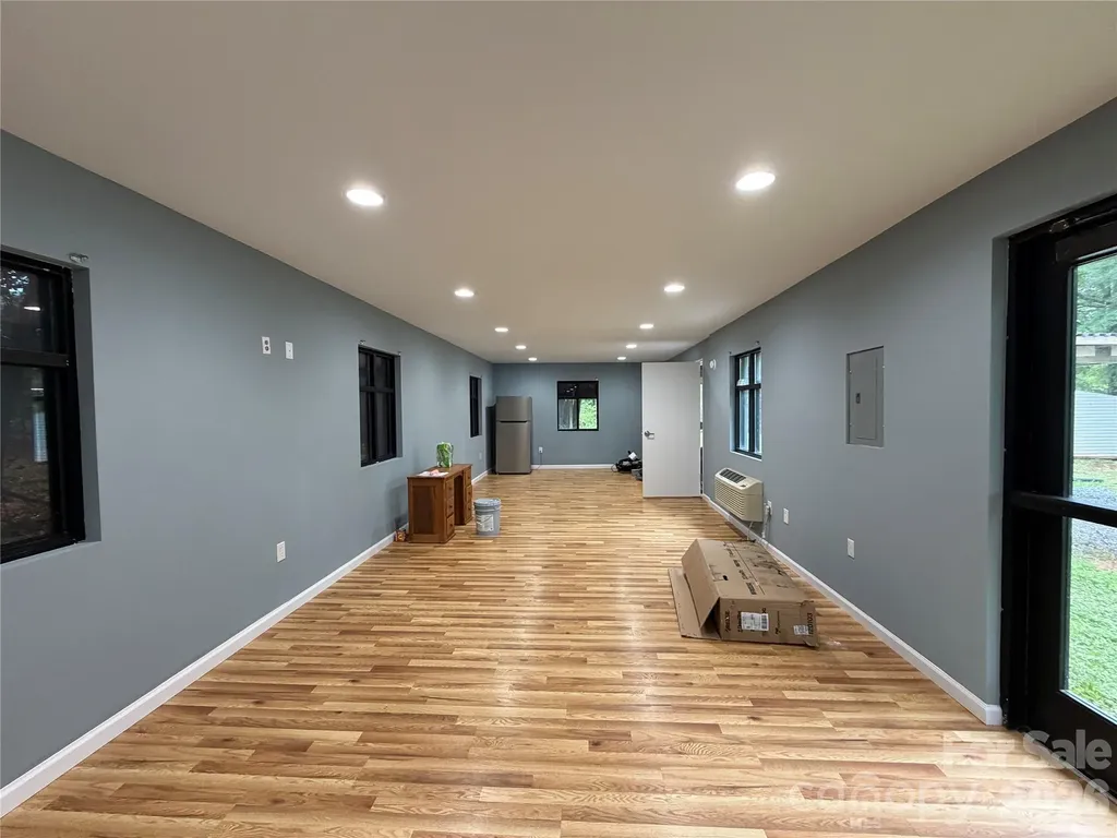 55 S Hildebran Avenue Newton NC 28658