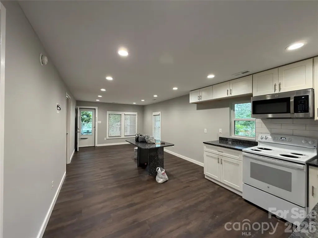 55 S Hildebran Avenue Newton NC 28658
