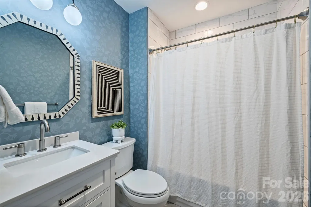 1633 Nassau Boulevard Charlotte NC 28205