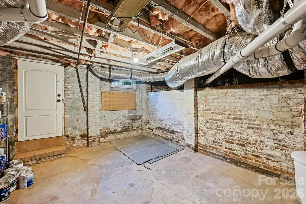 1633 Nassau Boulevard Charlotte NC 28205
