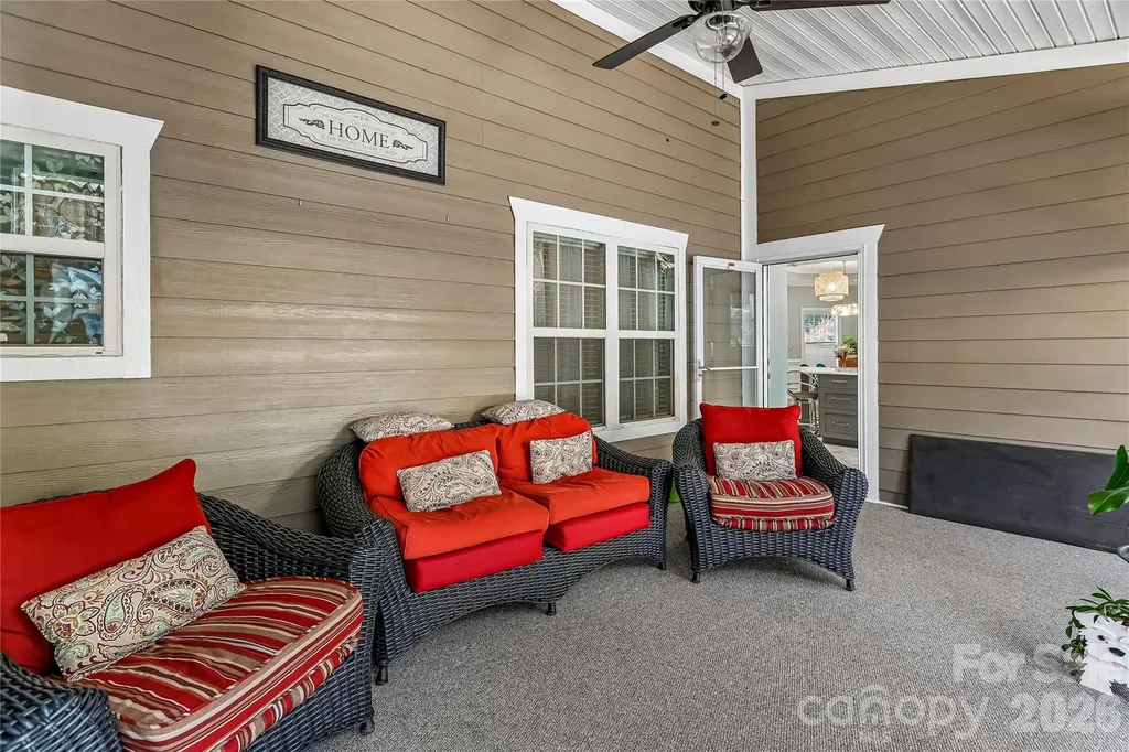 10703 Middle Acres Road Charlotte NC 28213