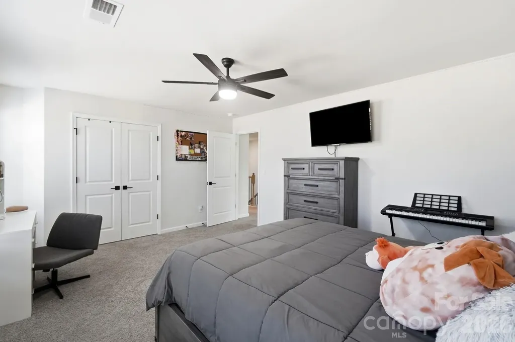 6042 Sylvan Drive Denver NC 28037