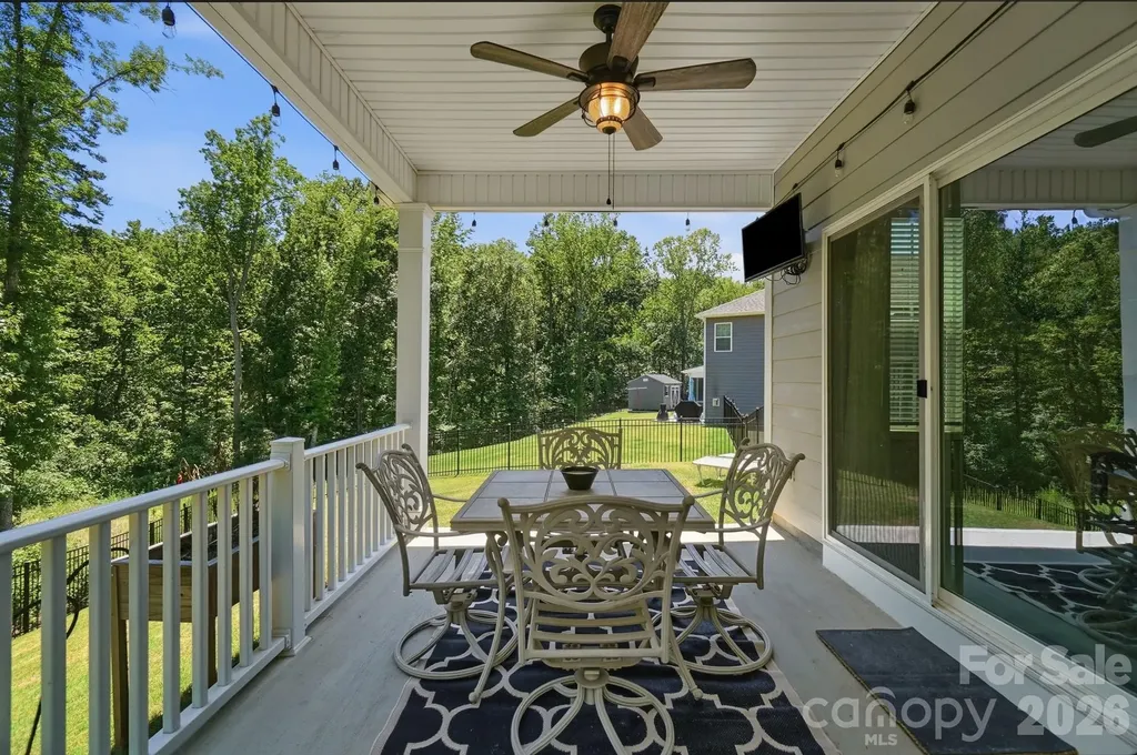 6042 Sylvan Drive Denver NC 28037