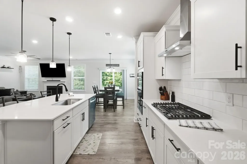 6042 Sylvan Drive Denver NC 28037
