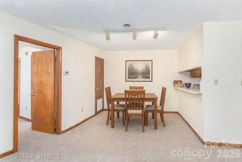 33 Ravencroft Lane Asheville NC 28803