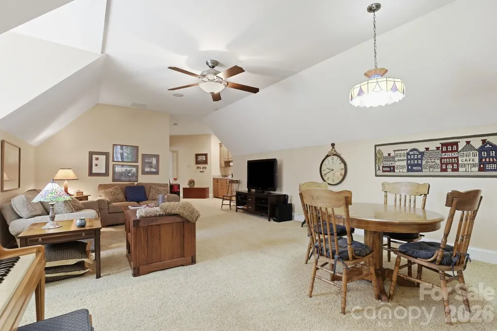 7631 Dellinger Road Denver NC 28037