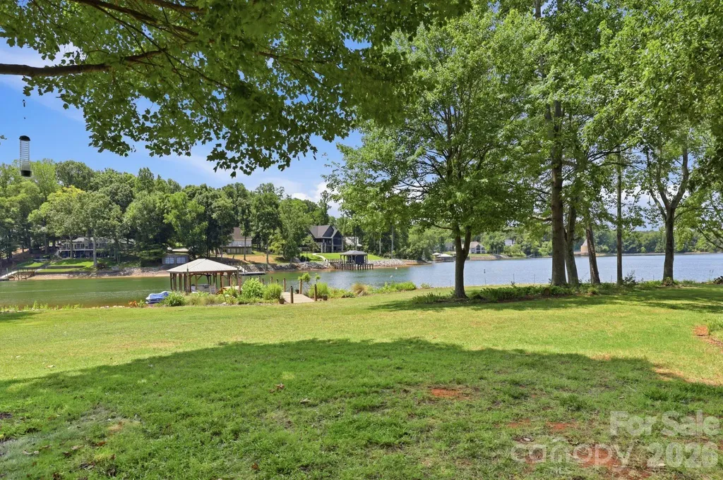 7631 Dellinger Road Denver NC 28037