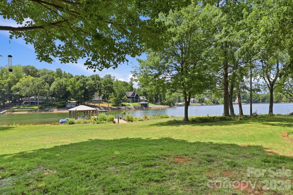 7631 Dellinger Road Denver NC 28037