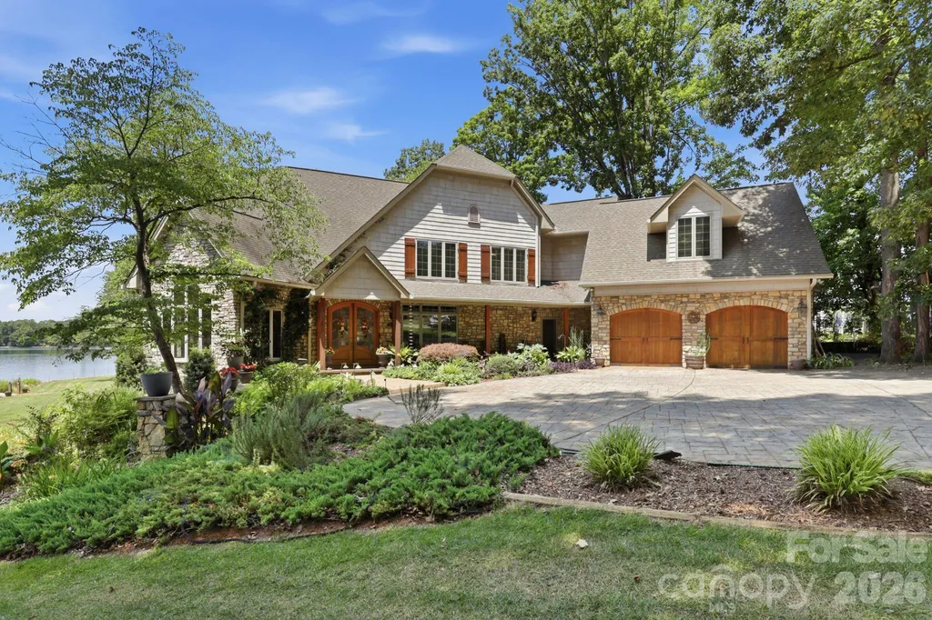 7631 Dellinger Road Denver NC 28037