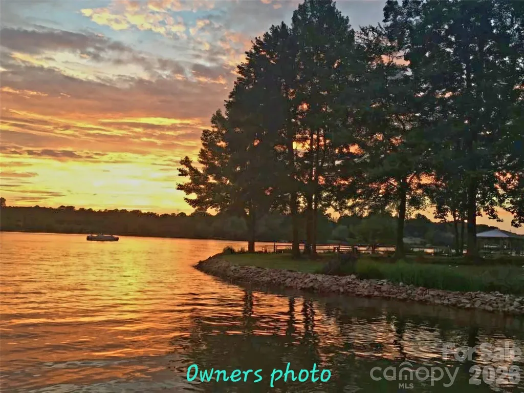 7631 Dellinger Road Denver NC 28037