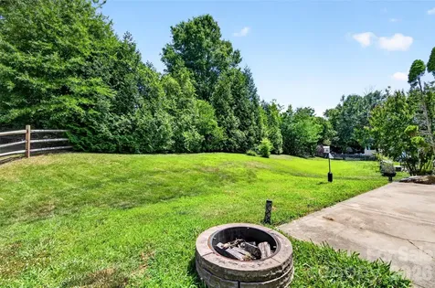 142 Elrosa Road Mooresville NC 28115