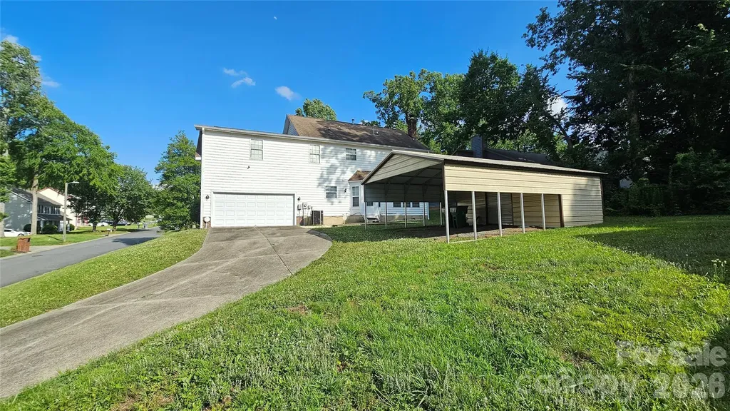 2425 Katherine Kiker Road Charlotte NC 28213