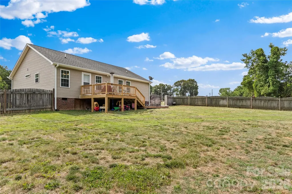 5126 Wallburg Road Winston Salem NC 27107