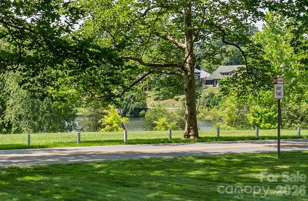 1329 Merrimon Avenue Asheville NC 28804