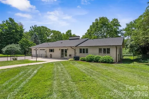 1329 Merrimon Avenue Asheville NC 28804