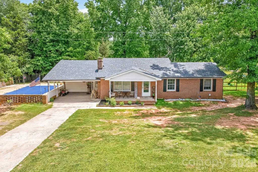 2446 Wood Road York SC 29745