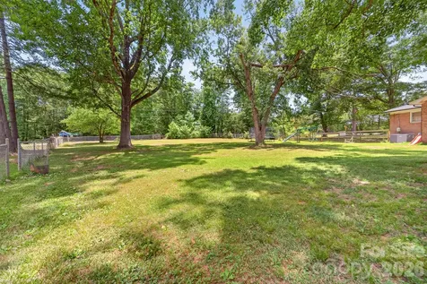 2446 Wood Road York SC 29745