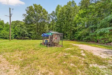 2446 Wood Road York SC 29745