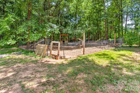 2446 Wood Road York SC 29745