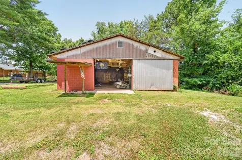 2446 Wood Road York SC 29745