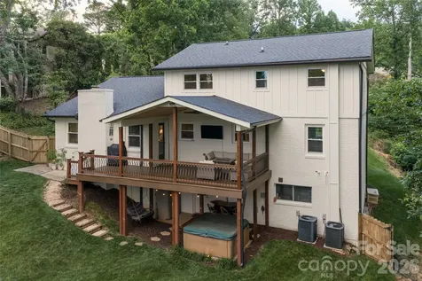 24 Audubon Drive Asheville NC 28804