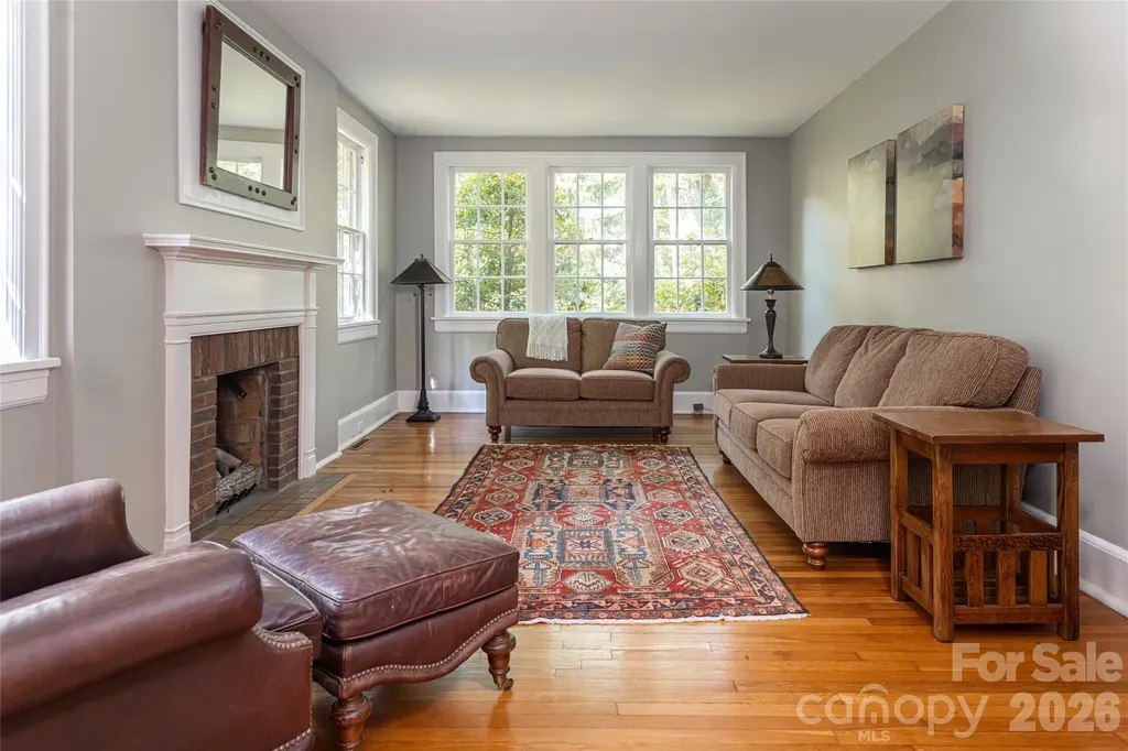 20 Buena Vista Road Asheville NC 28803