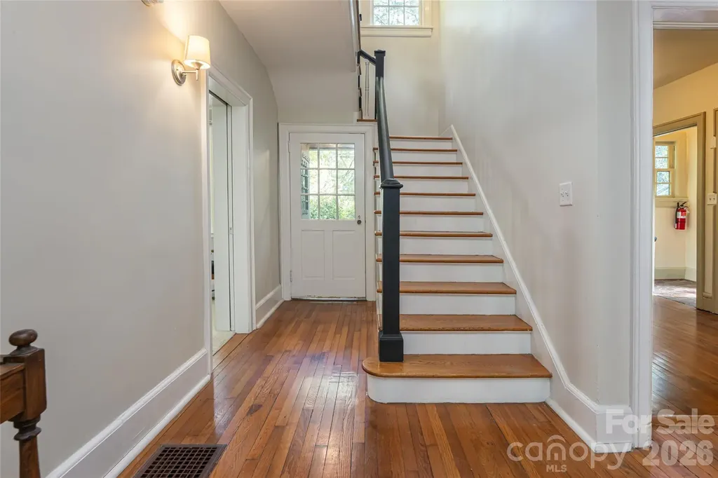 20 Buena Vista Road Asheville NC 28803