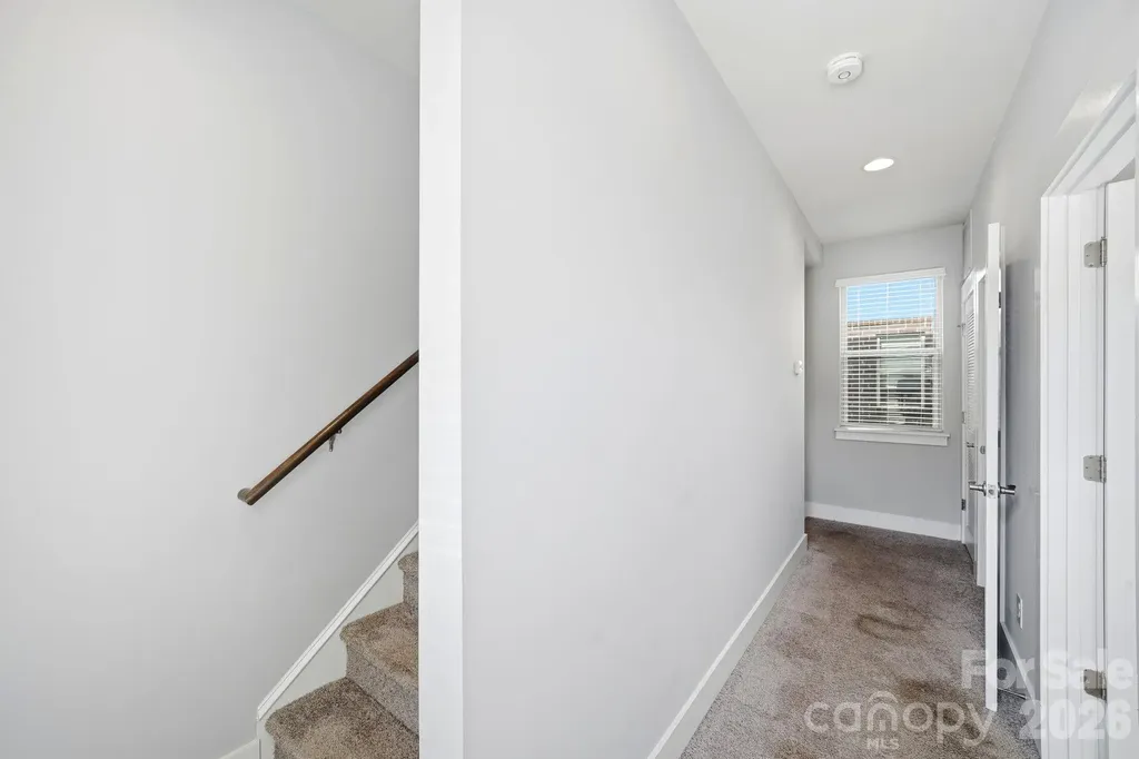 923 Warren Burgess Lane Charlotte NC 28205