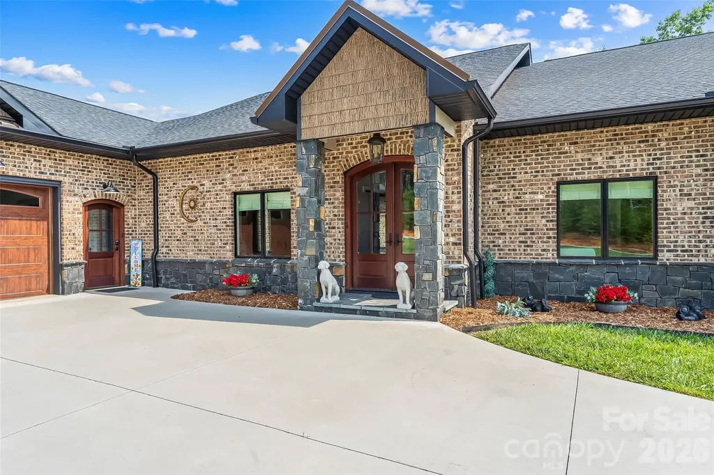 95 Linville View Drive Nebo NC 28761