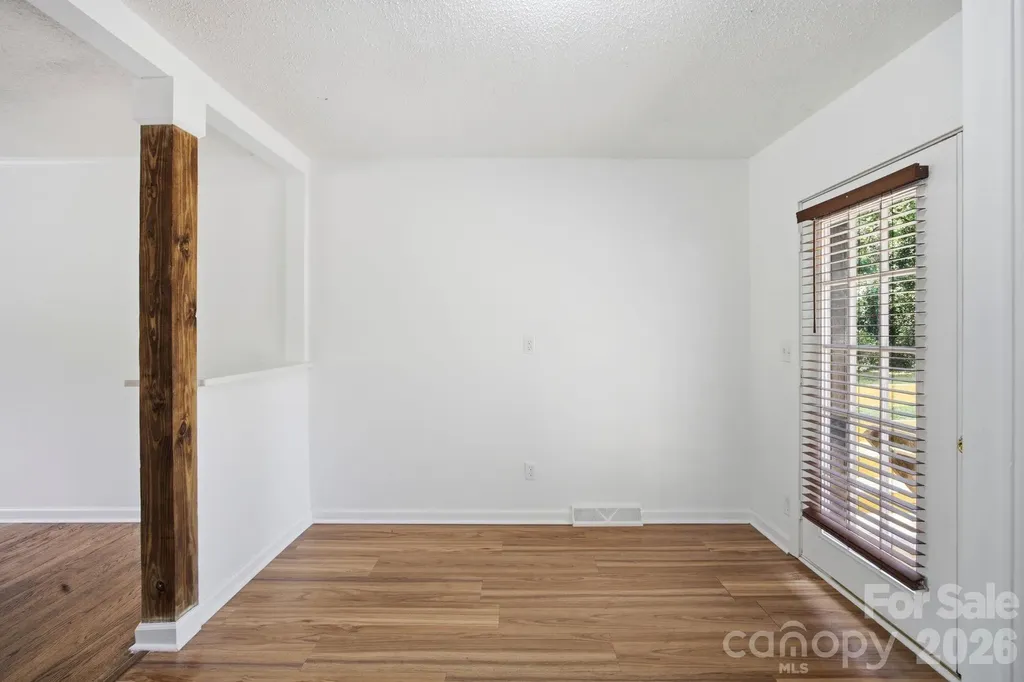 9401 Feldbank Drive Charlotte NC 28216