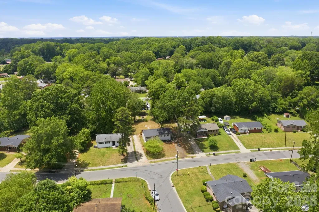9401 Feldbank Drive Charlotte NC 28216