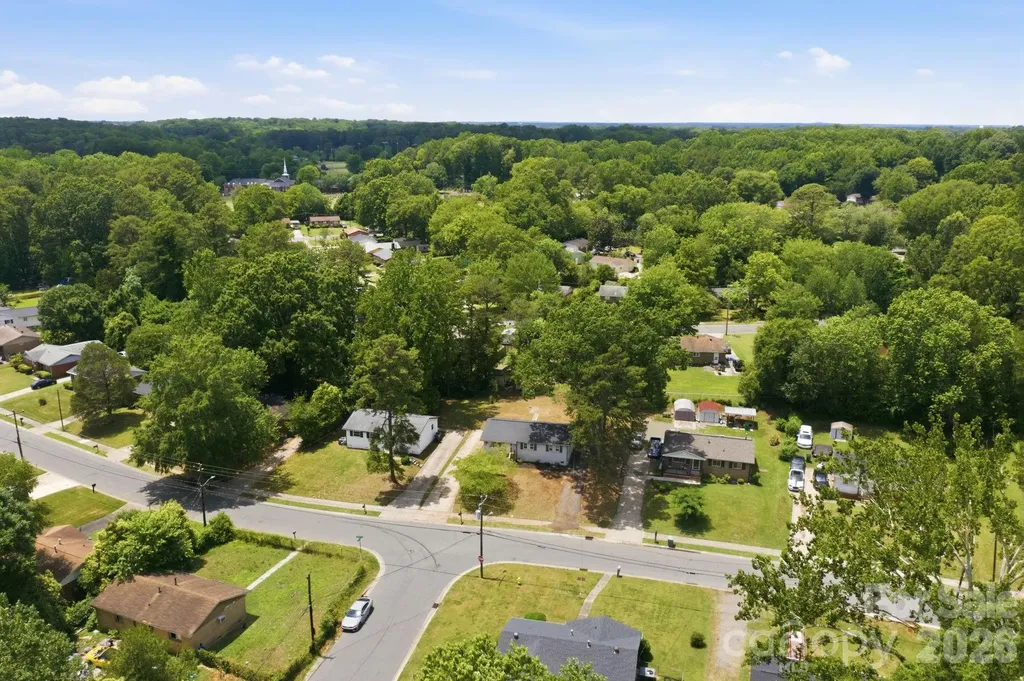 9401 Feldbank Drive Charlotte NC 28216