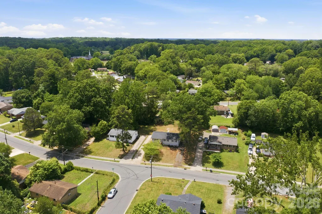 9401 Feldbank Drive Charlotte NC 28216