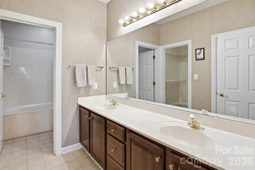 8302 Olde Troon Drive Charlotte NC 28277